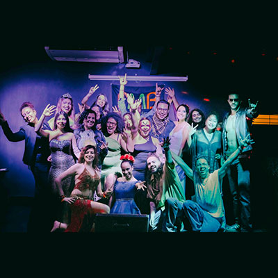 Jóvenes artistas en formación